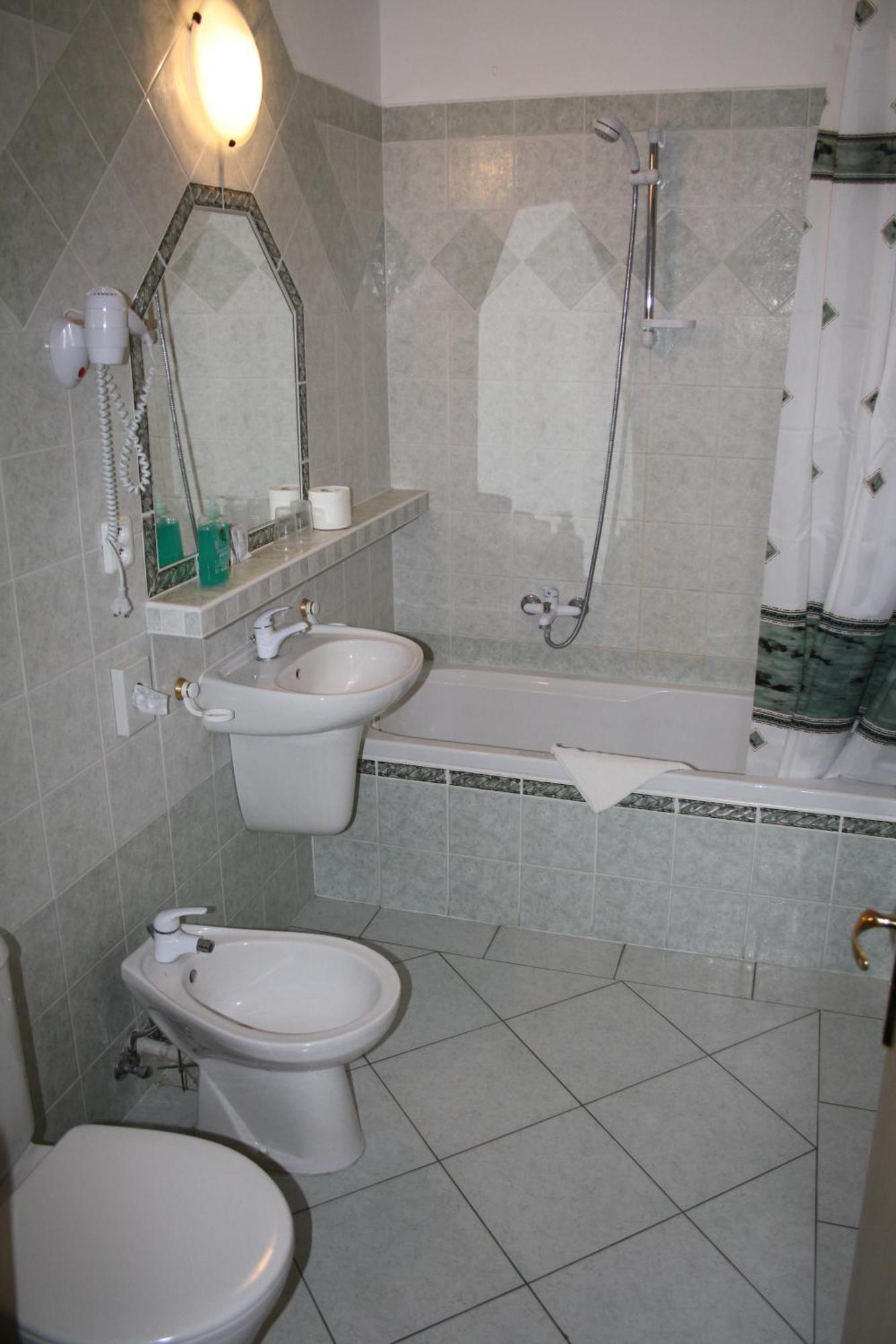 Hotel Boucek Mochov Extérieur photo