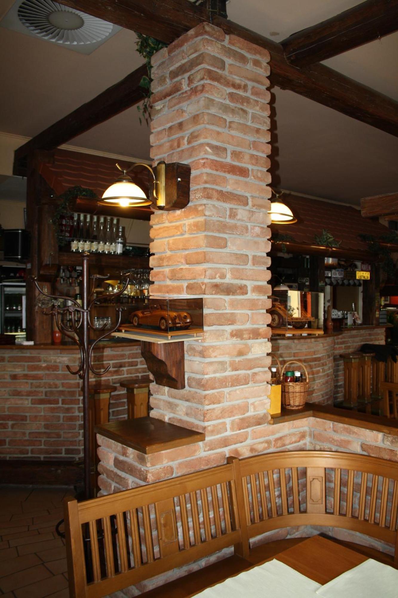 Hotel Boucek Mochov Extérieur photo