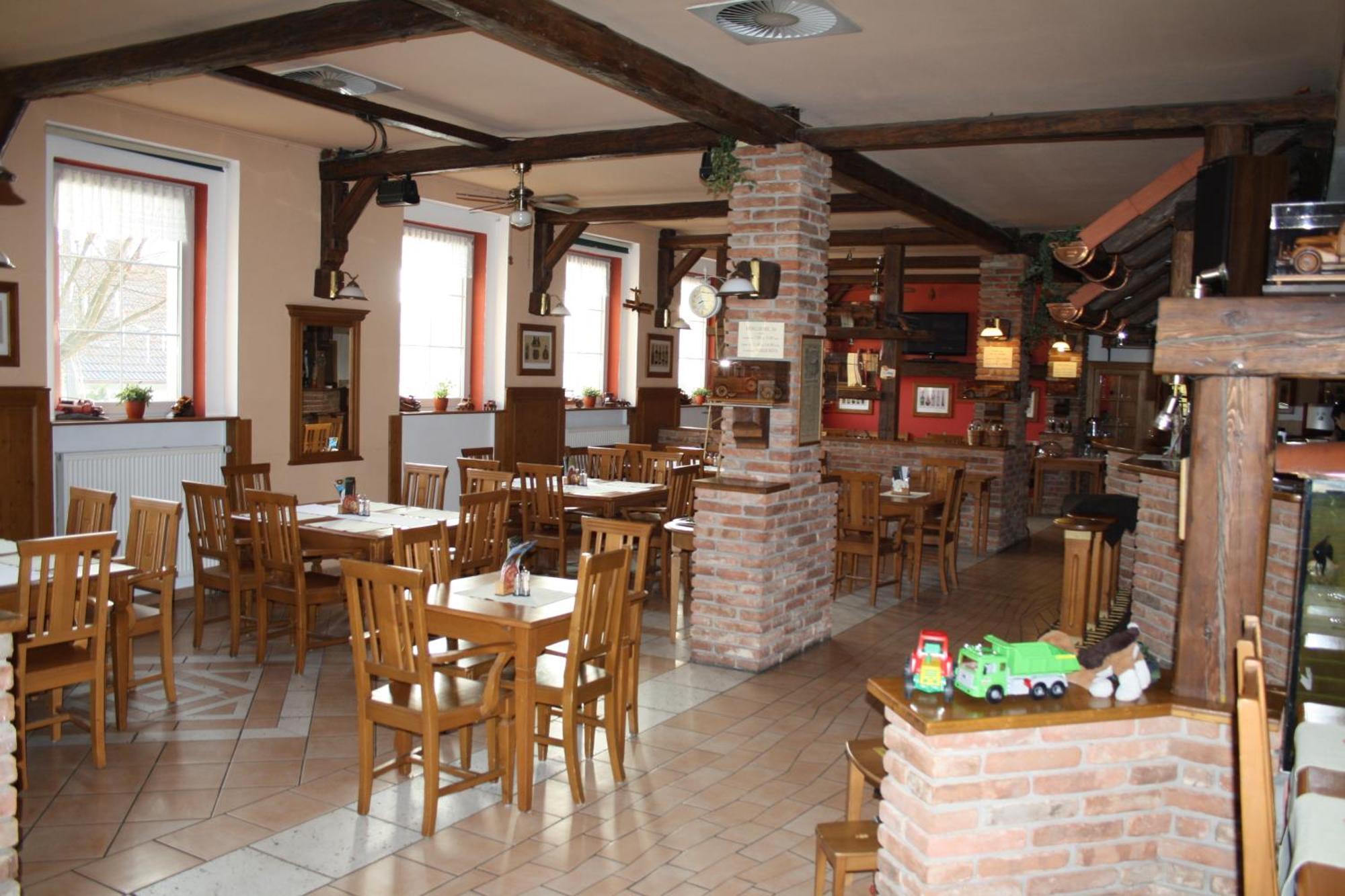Hotel Boucek Mochov Extérieur photo